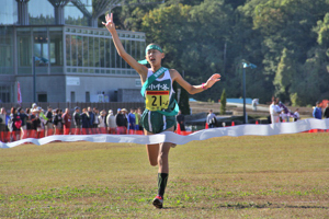 ゴールする小千谷中学校男子選手の画像