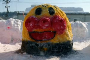 アンパンマンの雪像の画像