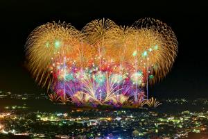 ultra-wide vesuvius super star mine firework