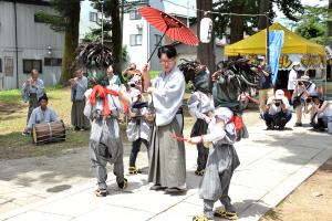 豊年獅子舞の画像