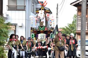 緑翼会（還暦）の玉送りの画像