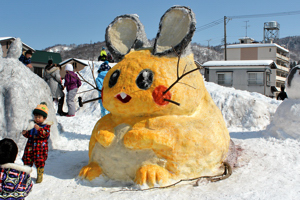 デデンネの雪像の画像