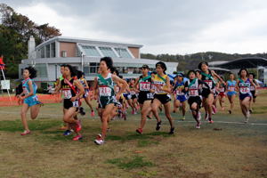 女子の部のスタートの画像