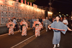 民謡流しの画像