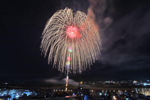 二十号の花火の画像